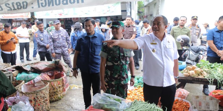 Sidak Jelang Nataru, Bupati Asahan Pastikan Harga Terkendali dan Stok Pangan Aman