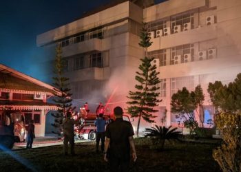 Kantor Bupati Indragiri Hilir, Riau Terbakar