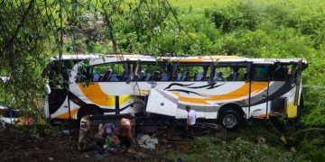 Bus Rombongan Pelajar Terperosok ke Jurang di Toba, Puluhan Siswa Alami Luka Ringan
