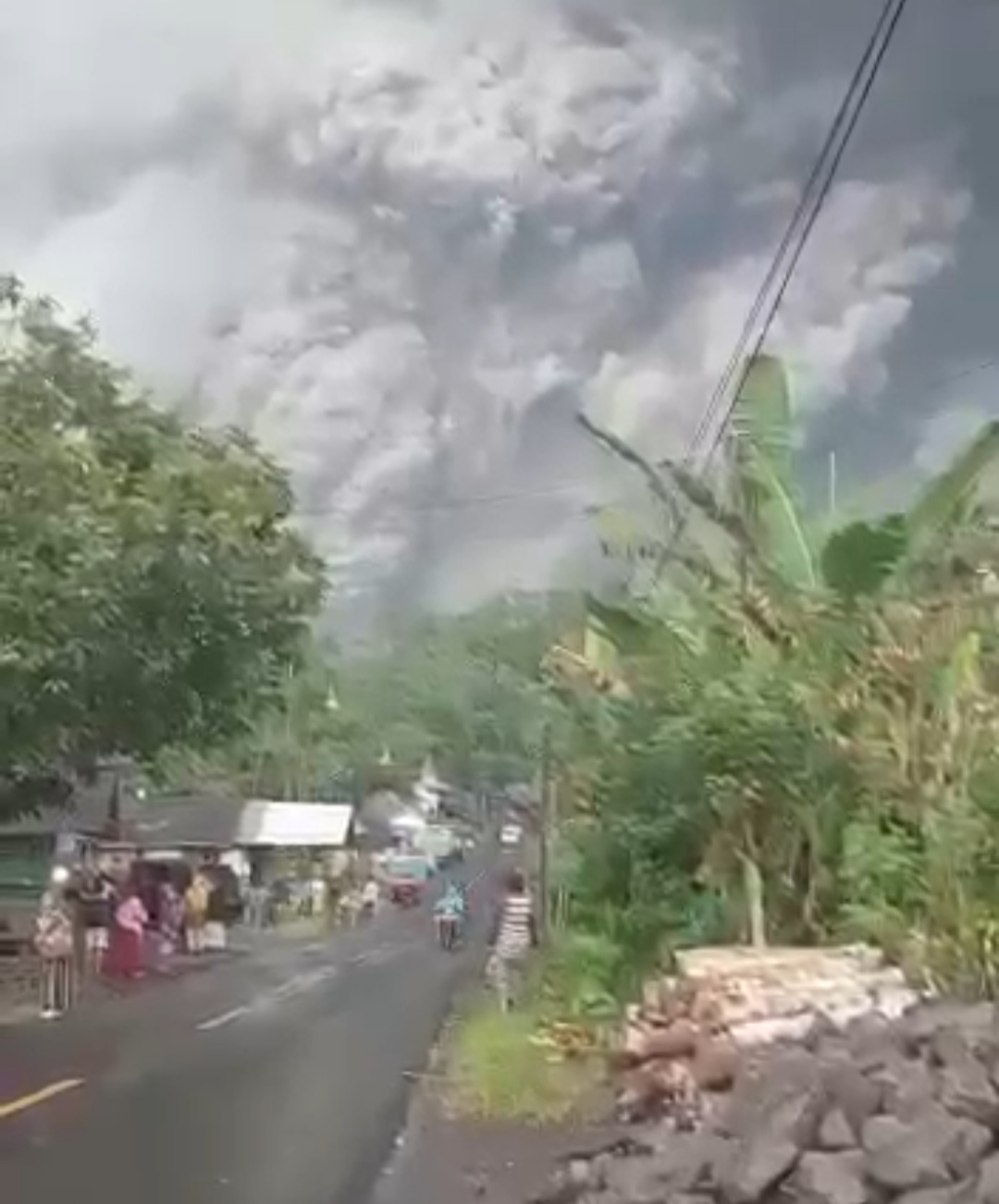 Erupsi Gunung Semeru Telan Korban 13 Orang Meninggal Dunia Kabar73